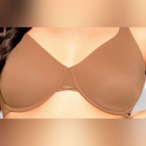 Avenue Fashuin Bra back smother